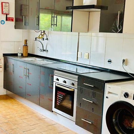 Portimao Central Holiday Guesthouse Dış mekan fotoğraf